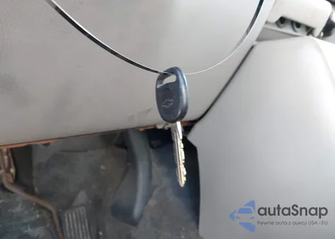 2001 Chevrolet Suburban 1500 Lt from USA, damaged, VIN 3GNFK16T01G202000